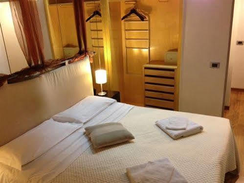 Navona First Rooms Roma Exterior foto